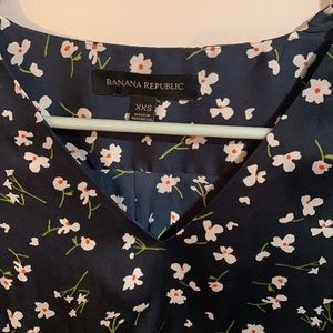 Banana Republic blouse